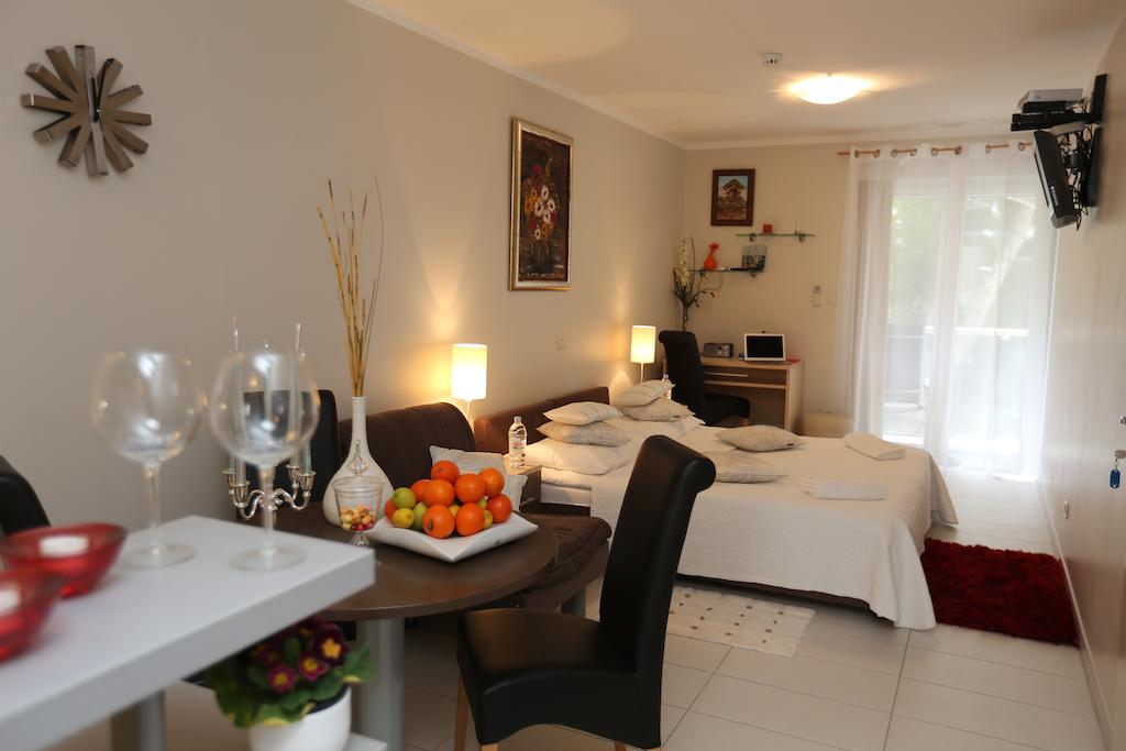 Apartments Lavica Beach Dumicic Podstrana Pokoj fotografie